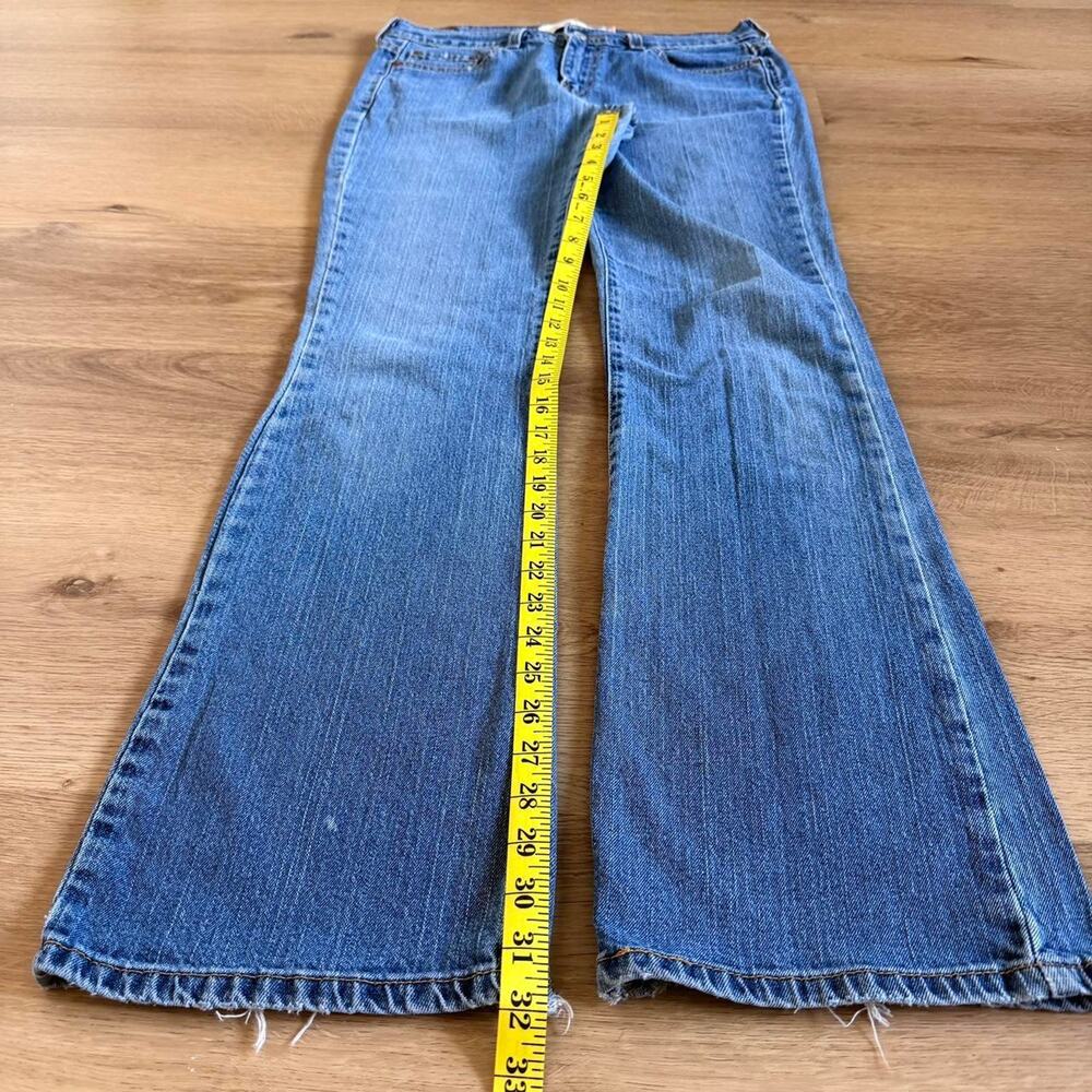 Levi's 515 Boot Cut Jeans Women's 10L Blue Denim Medium Wash - Picture 6 of 8